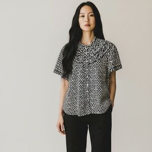 Ivy Jane Heart Felt Coquette Blouse Smocked ruffle Yolk with button front XL